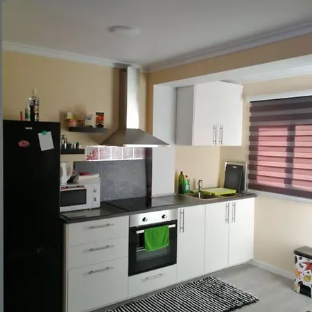 Apartament Beautiful Near Port And Castle